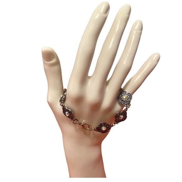 Delicate Looking Filigree & Iridescent Crystal Silver Toned Bracelet. - Picture 3 of 5